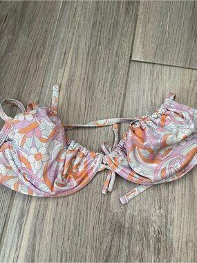 Hollister Floral Ruched Bikini Top in Pastel Pink & Orange